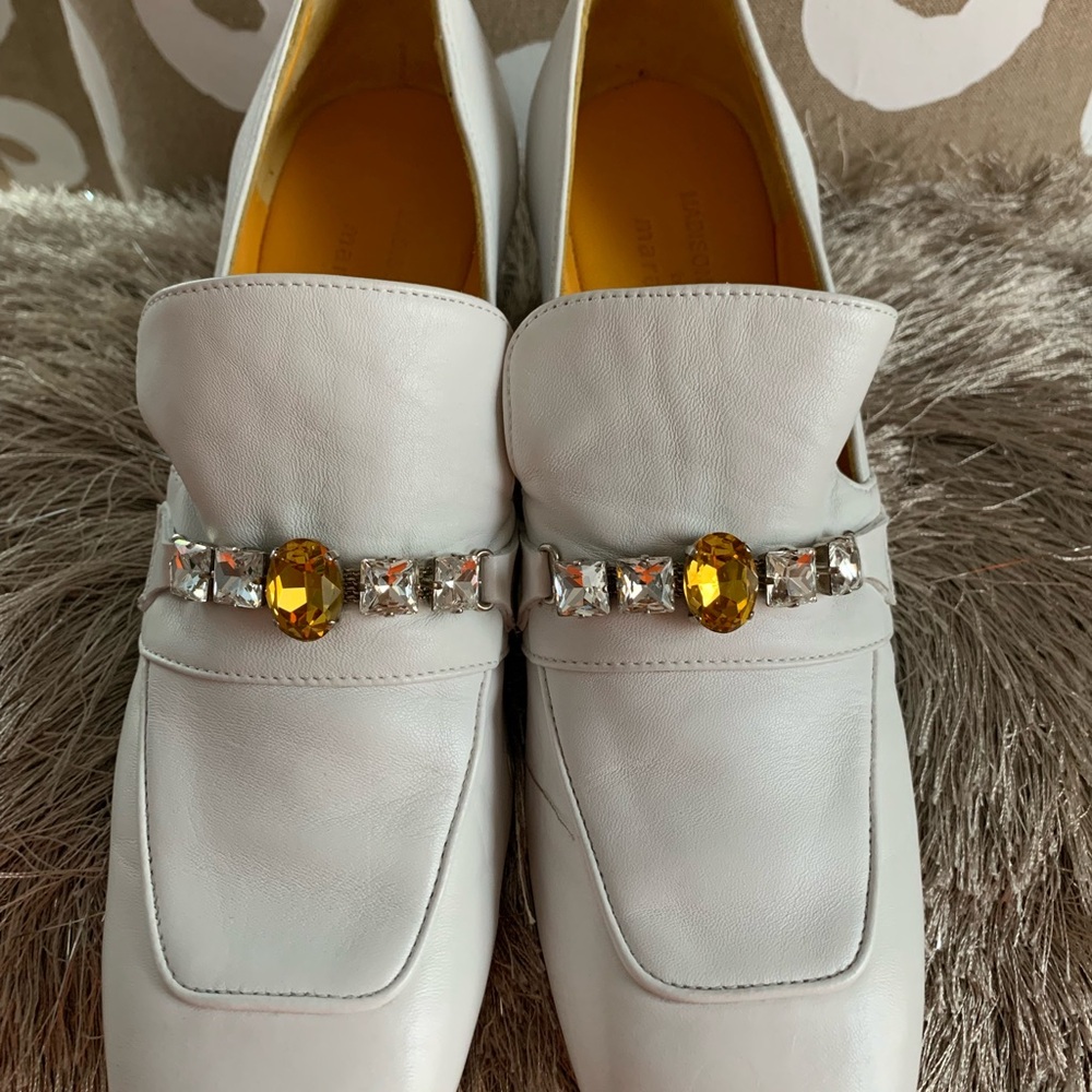 Vero Cuoio White Loafers with Gold and Silver Embellishments